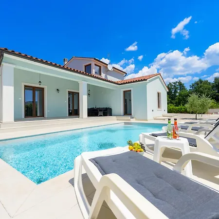 Villa St Vinzent With Pool By Istrialux