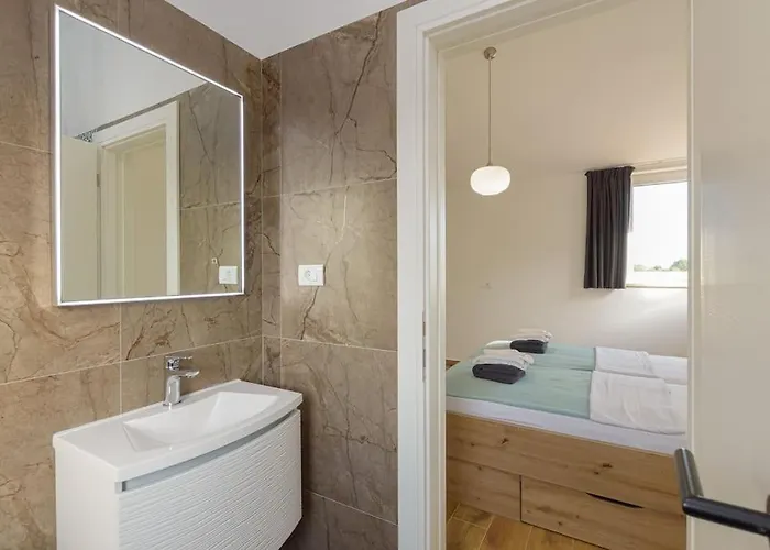 Villa St Vinzent With Pool By Istrialux